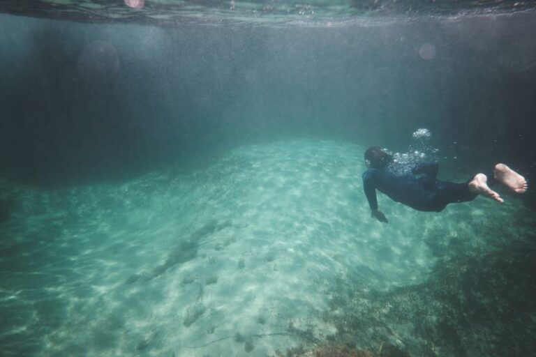 scuba diving adventure in belize